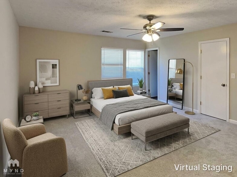 Building Photo - 5631 Regency Manor Ct