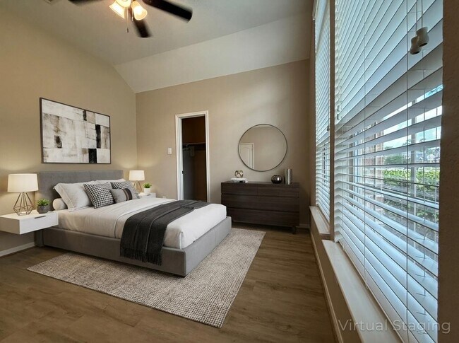 Building Photo - 8139 Edenwood Dr