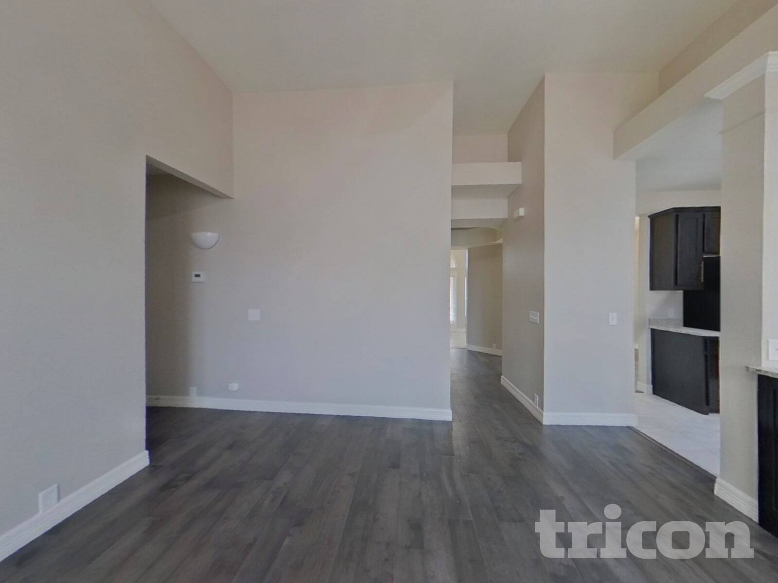Building Photo - 4021 Chinaberry Dr