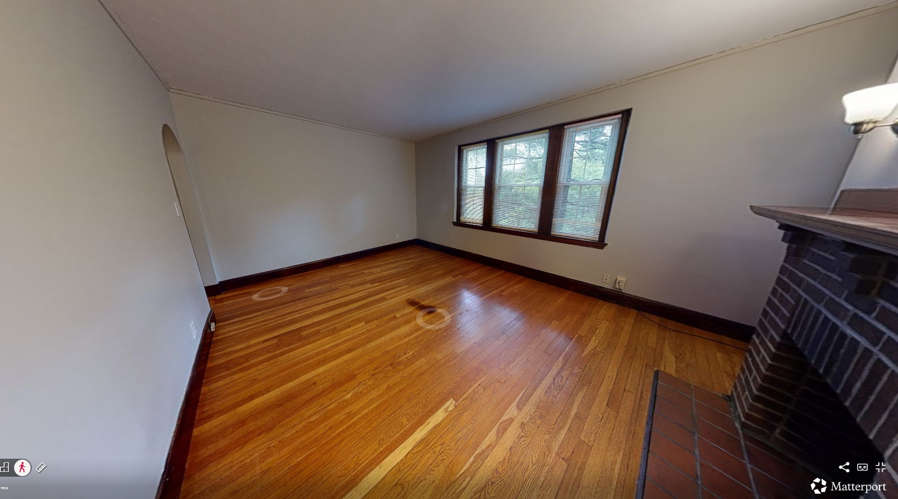 Building Photo - 116 College Ave