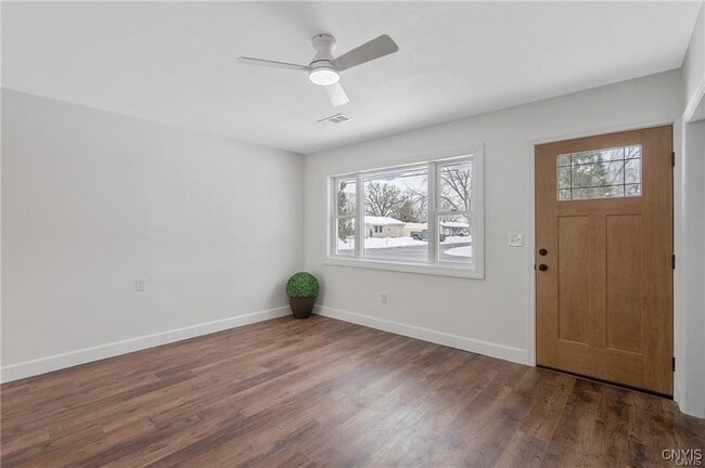 Building Photo - 7891 Areopagitica Ave