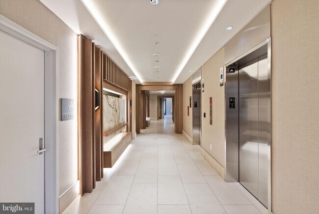 Building Photo - 7887 Jones Branch Dr