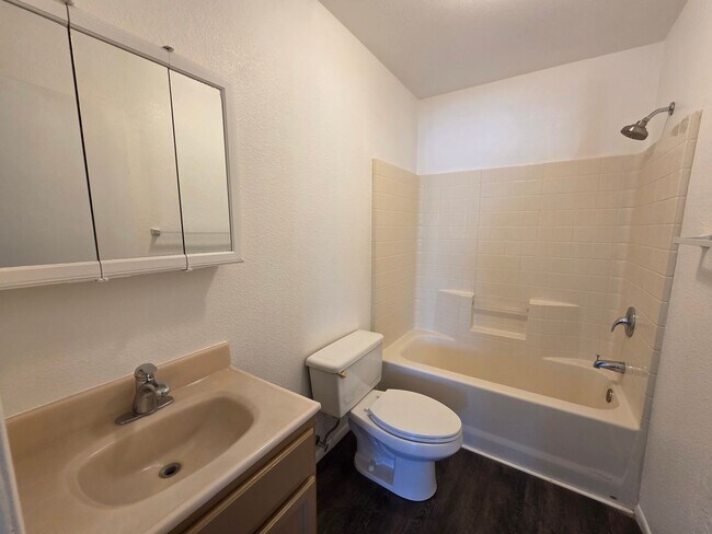 Building Photo - 346 Rio Grande Ct