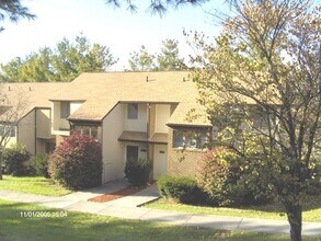 Building Photo - 335 Shenandoah Cir