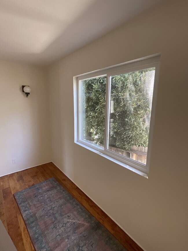 Building Photo - 2724 Locksley Pl