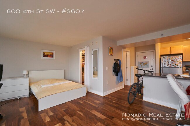 Building Photo - 800 4th St SW