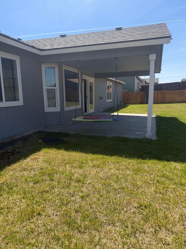 Building Photo - Lots of storage space in this 4- Car garage for all your playthings!!
