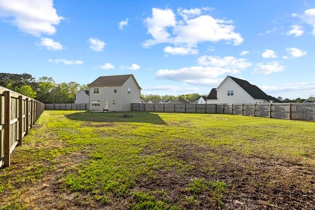 Building Photo - 707 Pandion Ct