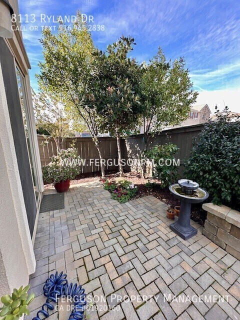 Building Photo - 8113 Ryland Dr