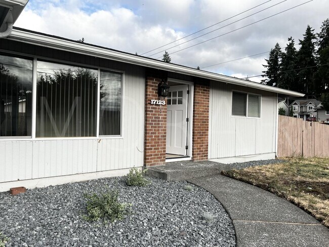 Building Photo - 17121 20th Ave E