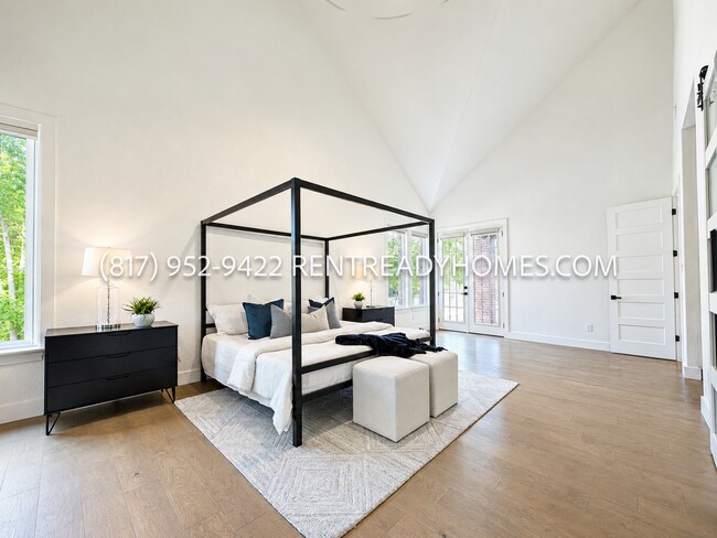 Building Photo - 1750 Greenwood Ct