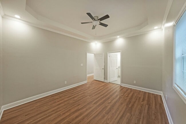 Building Photo - 1075 McDaniel St SW