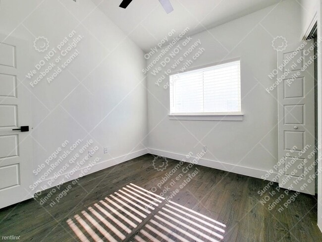 Building Photo - 3 br, 2.5 bath Duplex - 21210 Portsmouth C...