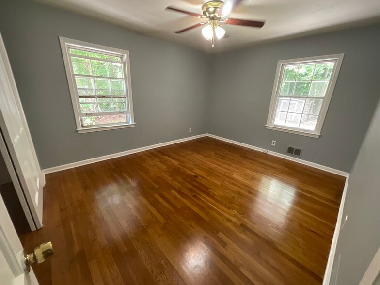 2nd bedroom - 1671 Glenwyck Pl