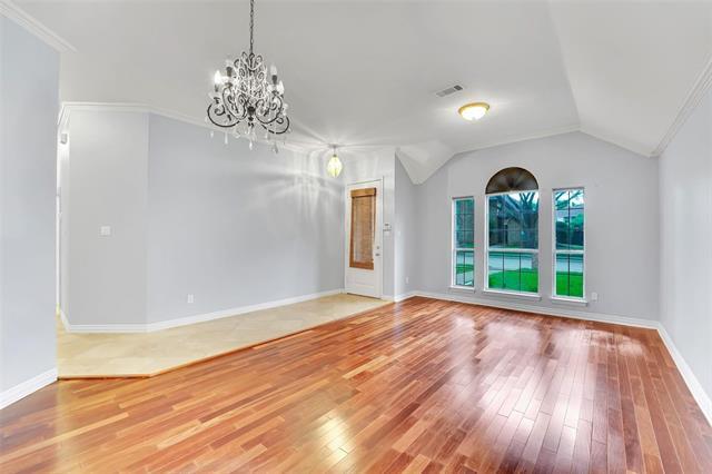 Building Photo - 1211 Greenway Dr