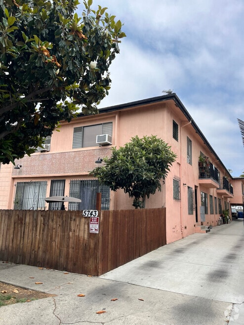 Building Photo - 5743 La Mirada Ave