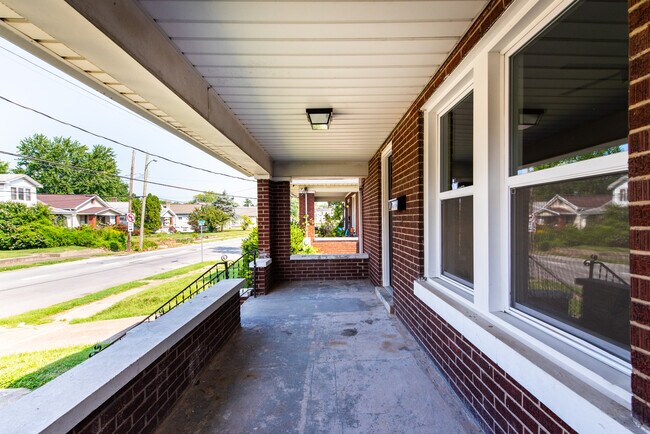 Building Photo - 2203 S Shelby St