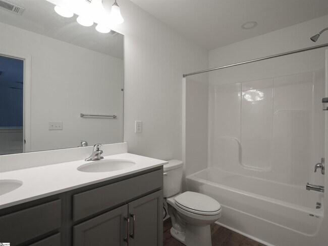 Building Photo - 260 Bryland Wy