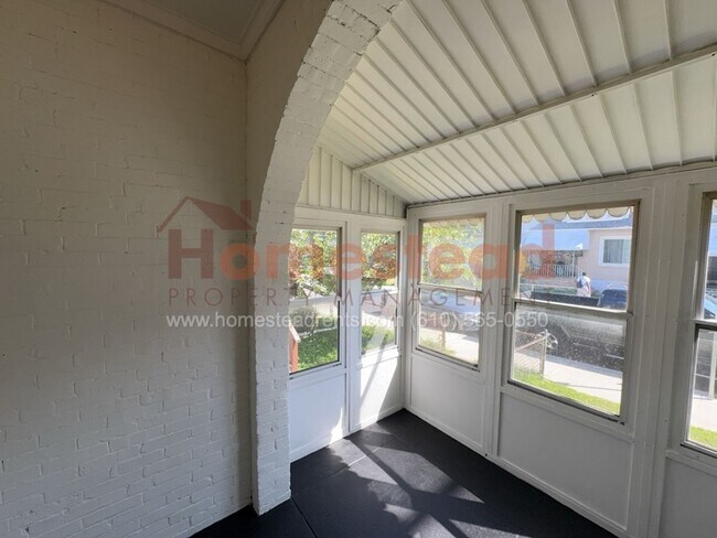 Building Photo - 3 BEDROOM HOME IN MARCUS HOOK