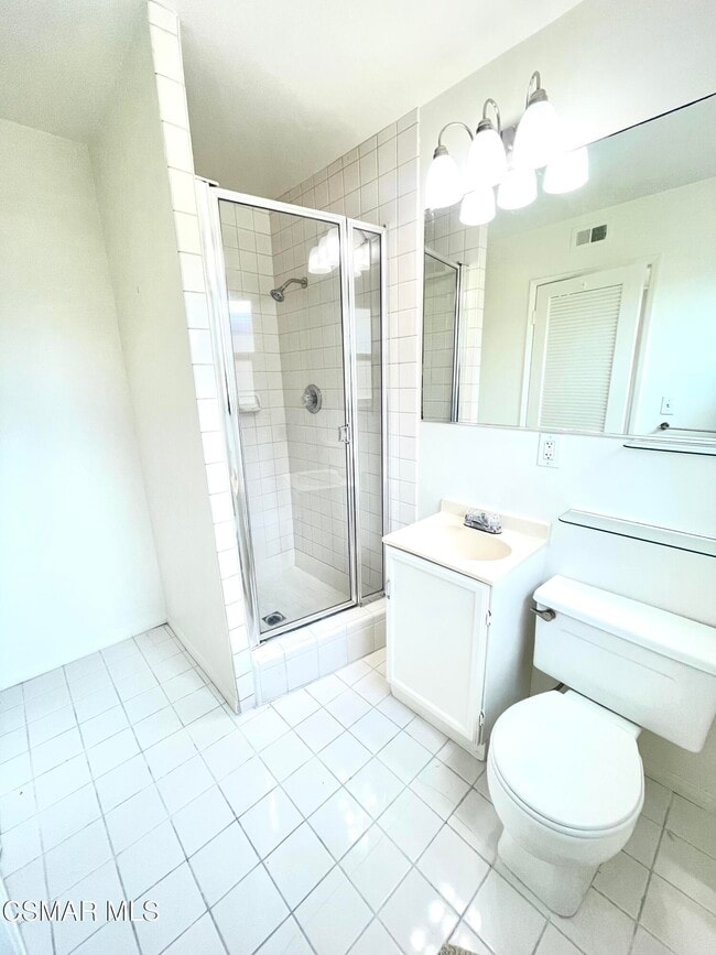 Building Photo - 1045 Marvista Ave