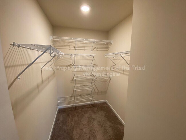 Building Photo - 3907 Copperfield Ct