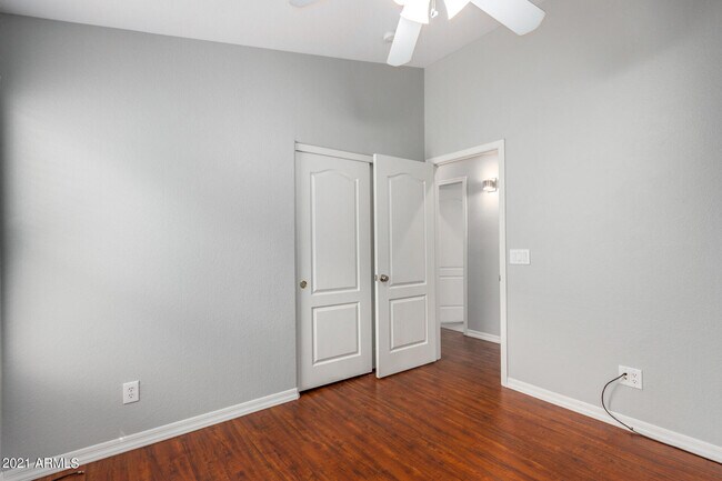 Building Photo - 12328 W Medlock Dr
