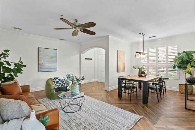 Building Photo - 2741 Via Cipriani