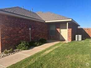 Building Photo - 6706 Oakridge Ave