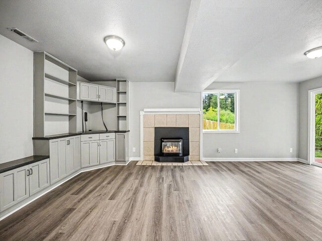 Building Photo - Spacious 4-Bedroom Lacey Home with A/C, Basement Bonus Space & Wetlands Privacy