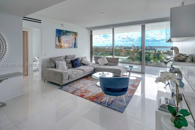Building Photo - 10203 Collins Ave