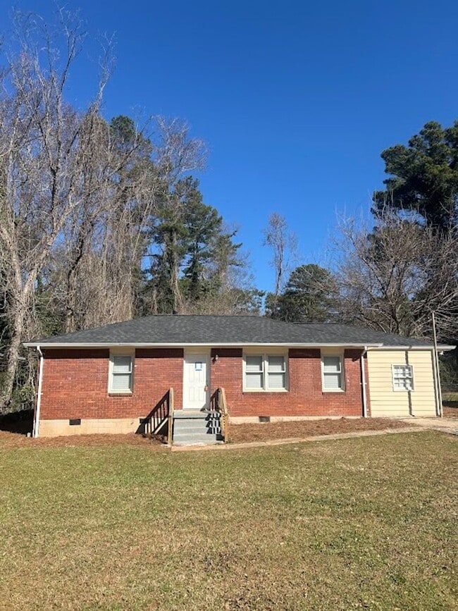 Building Photo - 3 Bed, 1 bath in Decatur!