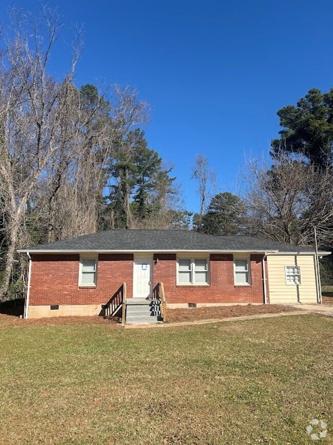 Building Photo - 3 Bed, 1 bath in Decatur!