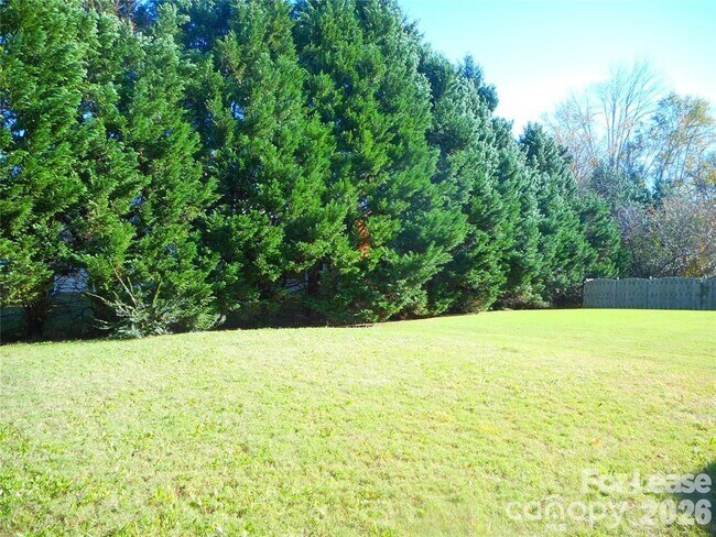 Building Photo - 9205 Bellegarde Dr