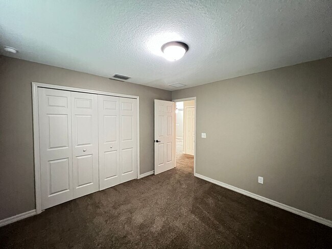 Building Photo - 3 BD/2BA Home in Beautiful Summerfield!!!