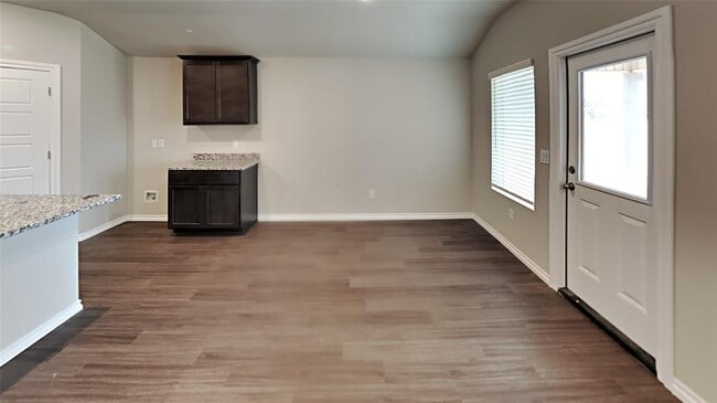 Building Photo - 4413 Palmetto Blf Dr