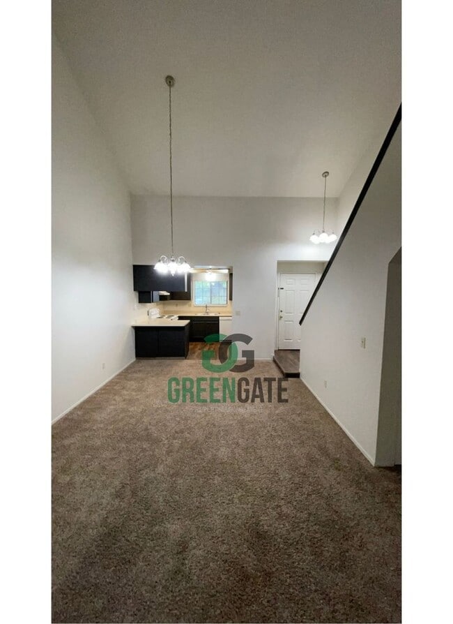 Building Photo - 3517 Woodglen Dr