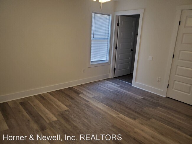 Building Photo - 3 br, 2.5 bath House - 604 4th Street