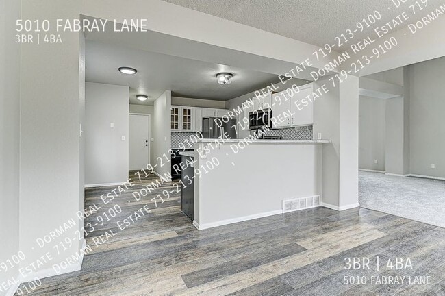 Building Photo - 5010 Fabray Ln