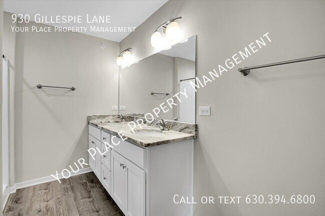 Building Photo - 930 Gillespie Ln