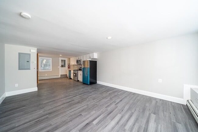 Building Photo - 213 Ogden Ave.