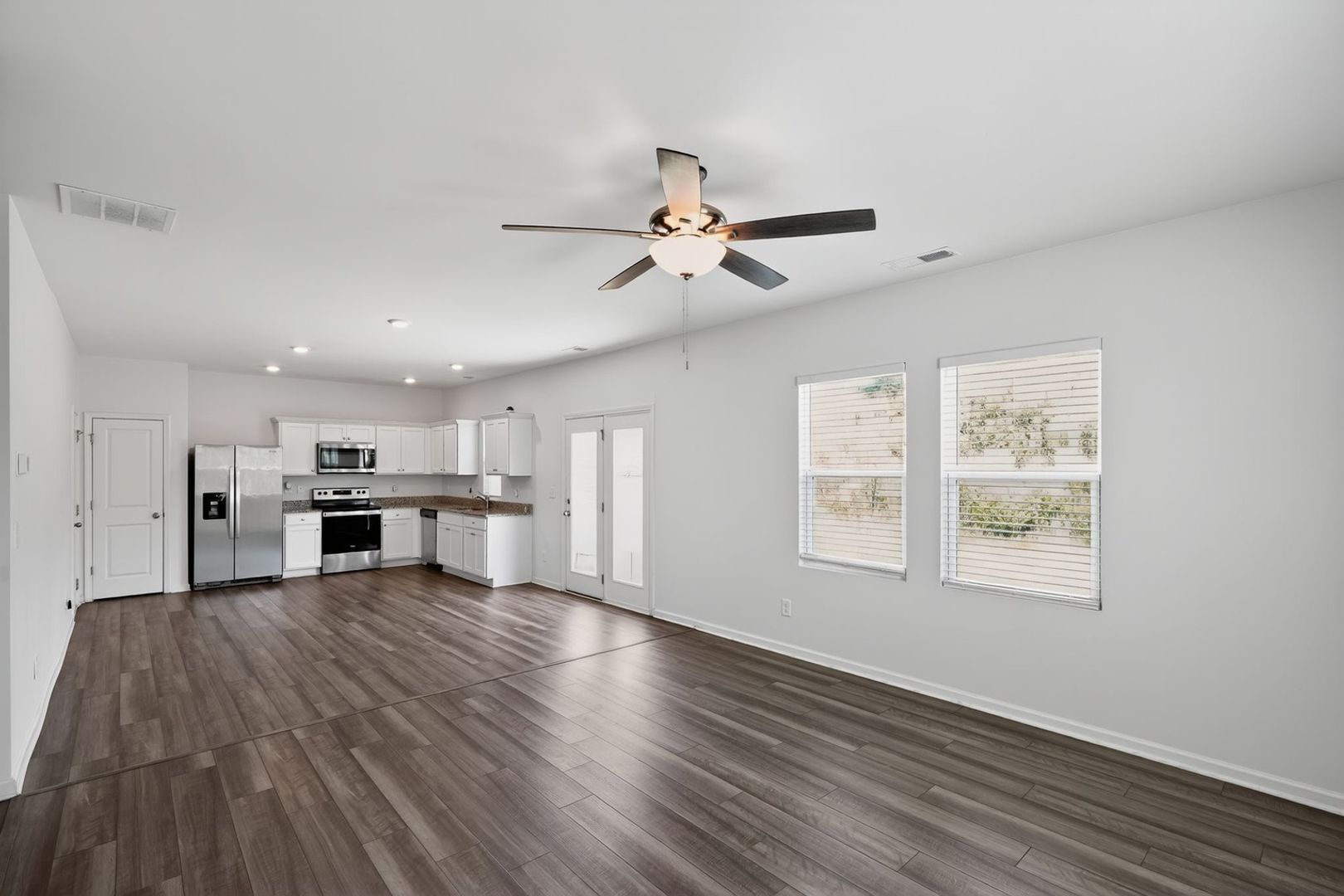 Building Photo - 419 Matera Dr NW