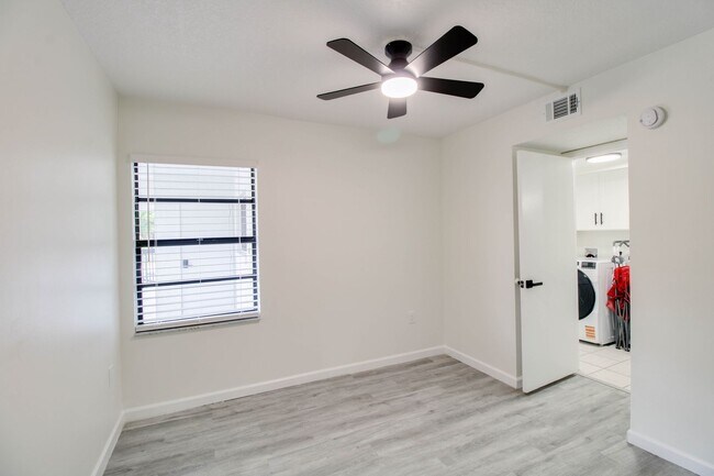Building Photo - 1064 Lotus Pkwy