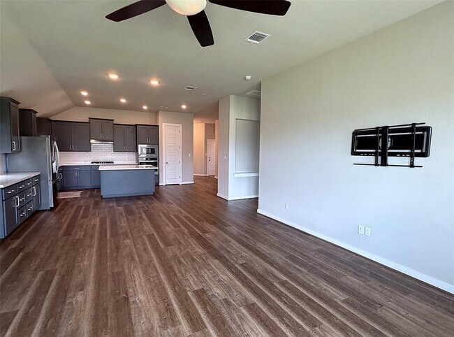 Building Photo - 150 Patrick Herndon Dr