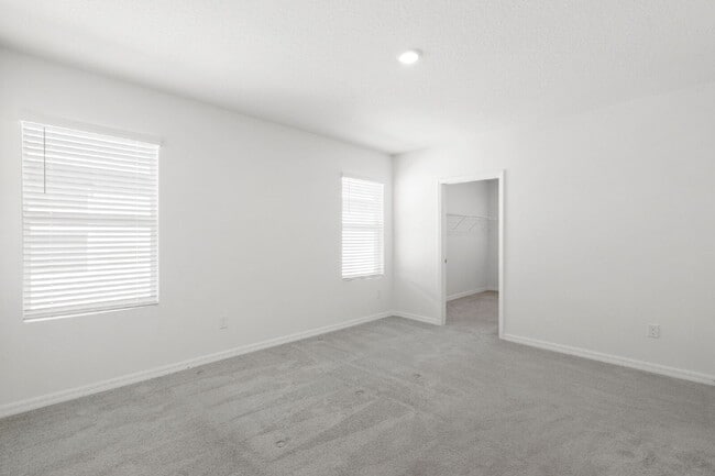 Building Photo - LIKE NEW Home For Rent in Avalon Park West!