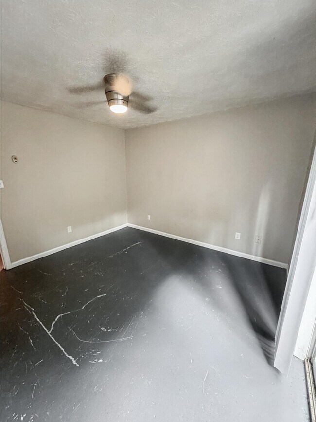 Building Photo - 185 Donabrook Ct