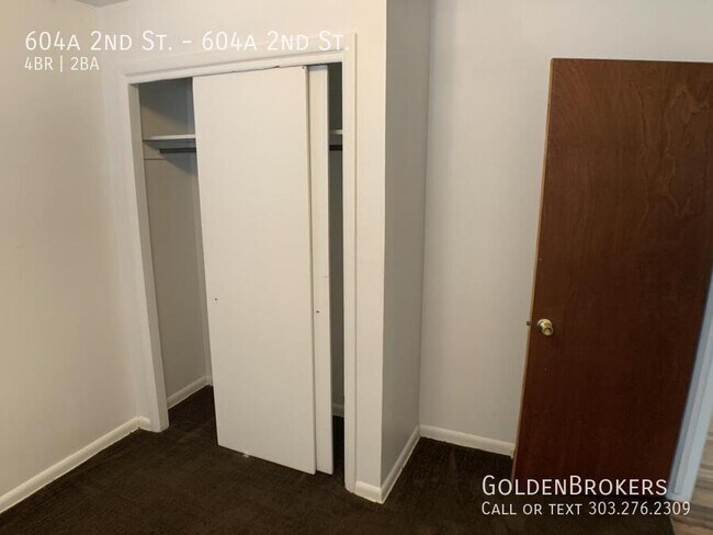 Building Photo - 604 2nd St