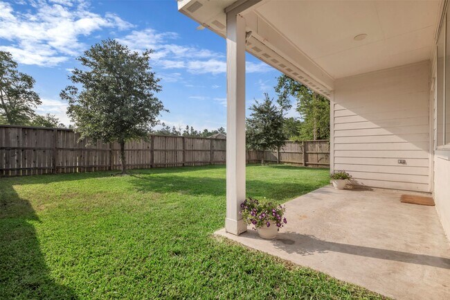 Building Photo - 2331 Strong Horse Dr