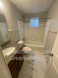 Building Photo - 88 W Park Dr