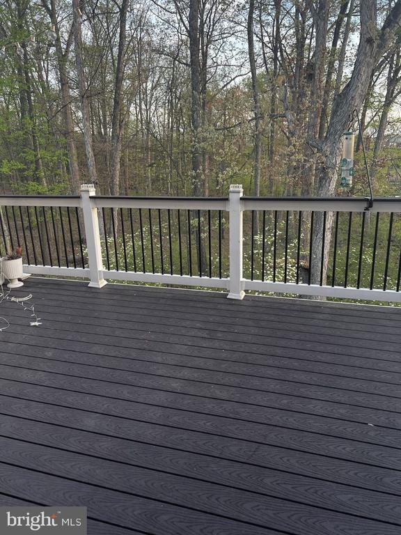 Building Photo - 42482 Dogwood Glen Square