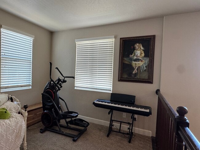 Building Photo - 3212 N Glacier Way